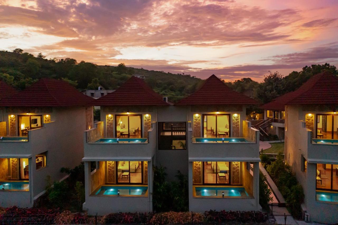 Sarasiruham Resort - Private Pool Villa In Udaipur Exterior photo