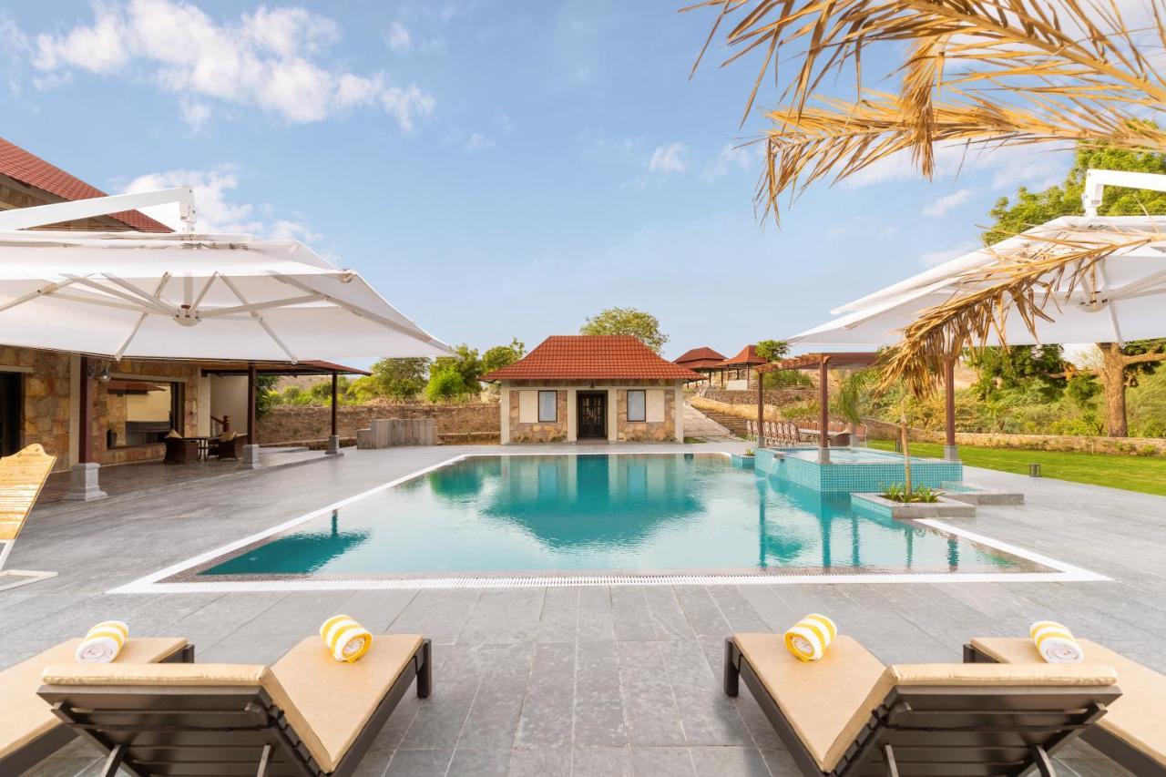 Sarasiruham Resort - Private Pool Villa In Udaipur Exterior photo